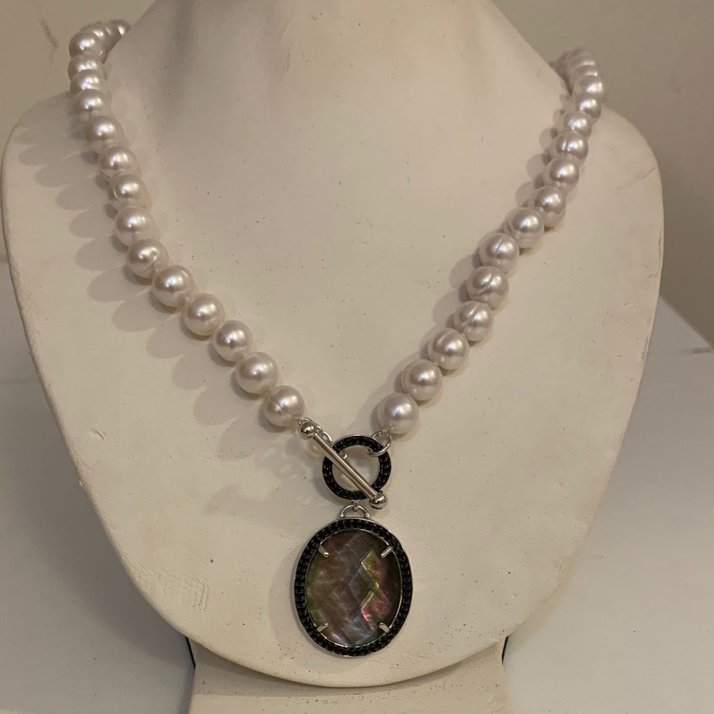 Elegant Pearl Necklace with Silver Pendant